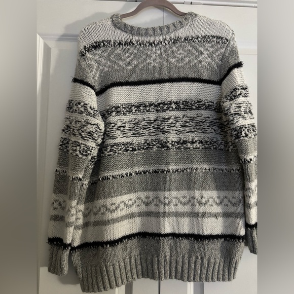 Dress Barn Heavy Sweater - Picture 5 of 6